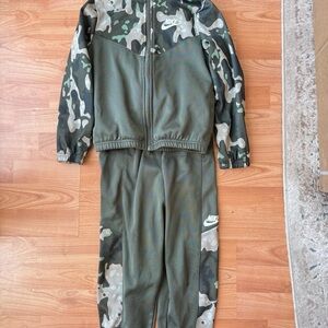 Nike Kids Camo Matching Set - Green and Black